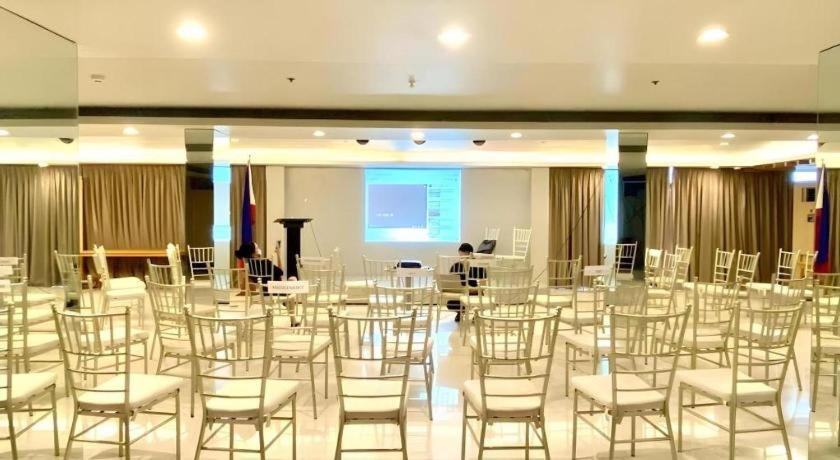 Hotel Estrella Tacloban Bagian luar foto