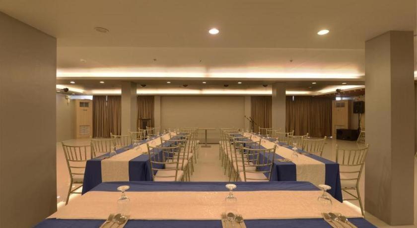 Hotel Estrella Tacloban Bagian luar foto