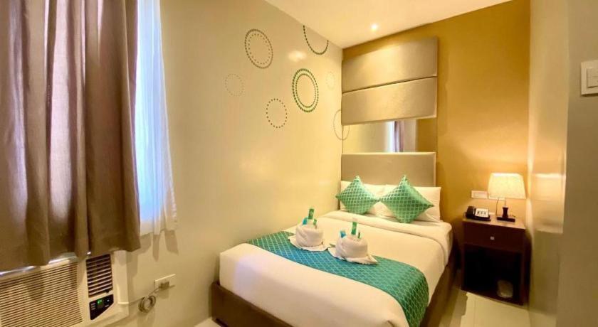 Hotel Estrella Tacloban Bagian luar foto