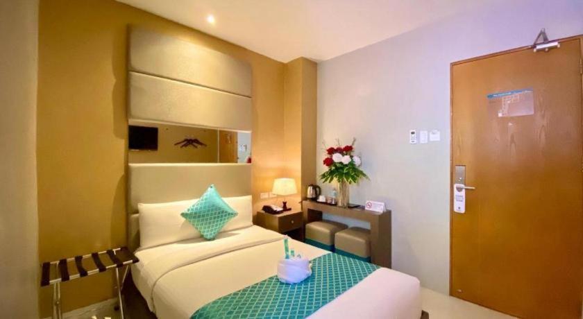 Hotel Estrella Tacloban Bagian luar foto